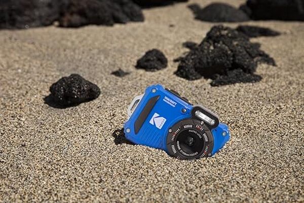 Découvrez notre test complet du Kodak Pixpro WPZ2 : un appareil photo compact, étanche et anti-choc idéal pour vos aventures. Caractéristiques, performances et avis.