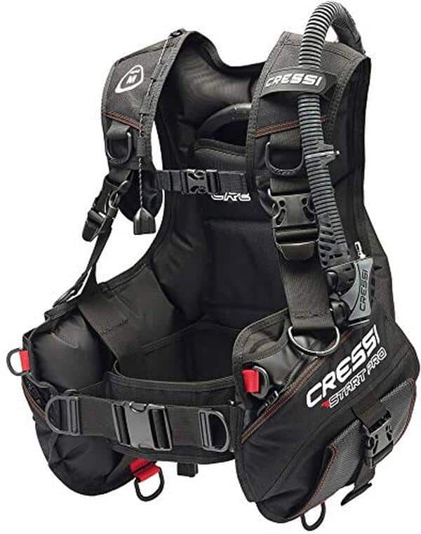 Découvrez notre avis complet du Cressi Start Pro Set : équipement idéal pour débuter la plongée sous-marine avec confort et sécurité. Test détaillé des performances et qualité. 